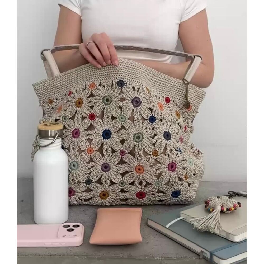 The sak large tote
Los Feliz Large Tote - Picture 4 of 8
